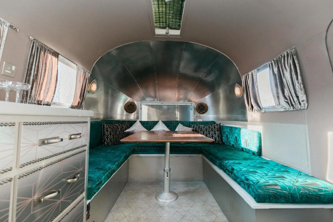 Silver Airstream Glamping & Rental 奇切斯特 外观 照片